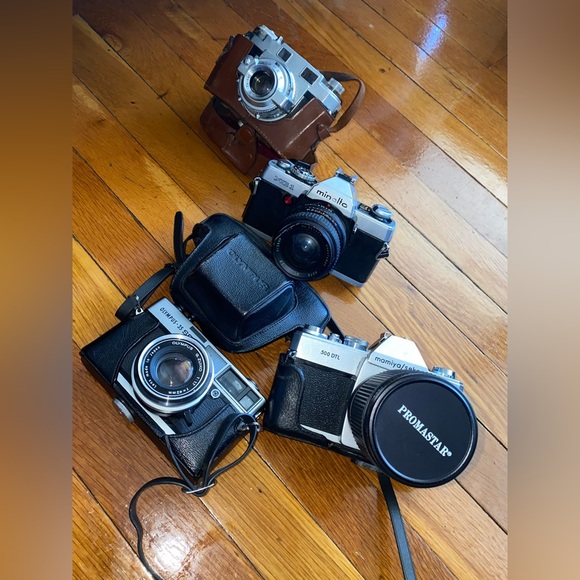 Vintage camera lot. Untested - Picture 3 of 9